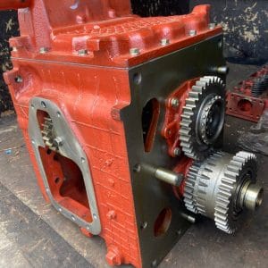 Коробка передач мтз 72-1700010 (прямое включение)! Оригинальные детали для тракторов МТЗ Беларус. Гарантия совместимости и качества. Собственный склад в Минске. Доставка по Беларуси. Вернем вашу технику в строй!